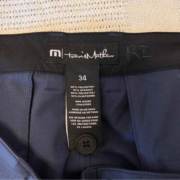 Travis Matthew Men's Size 34 Golf Pants Navy lightweight performance office READ - Picture 5 of 10